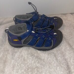 Keen Newport H2 Sport Sandals Size 4 Big Kids Blue and Gray